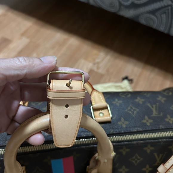 Authentic Travel Duffe bag LV 55 - Picture 9 of 15